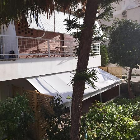 Elegant Seaside 2 Floor Apartment Афины Экстерьер фото