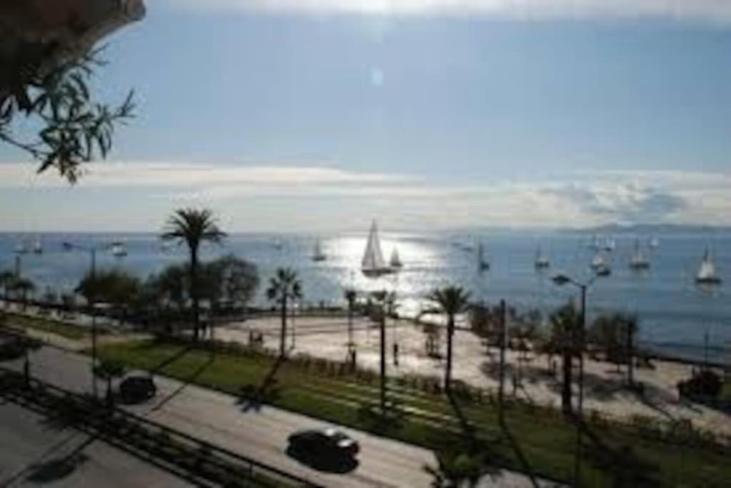 Elegant Seaside 2 Floor Apartment Афины Экстерьер фото