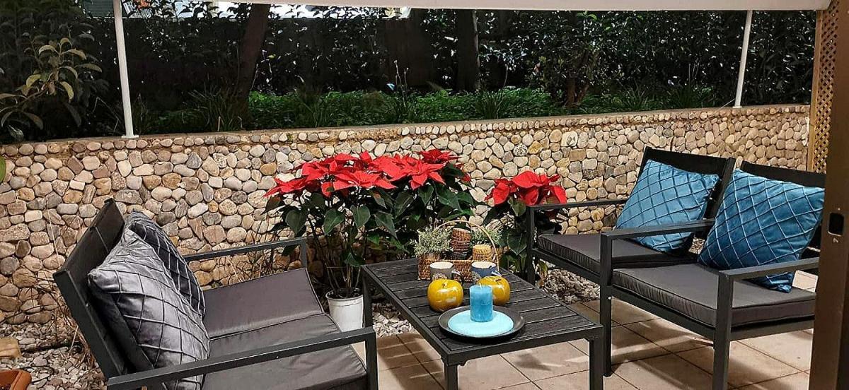 Elegant Seaside 2 Floor Apartment Афины Экстерьер фото