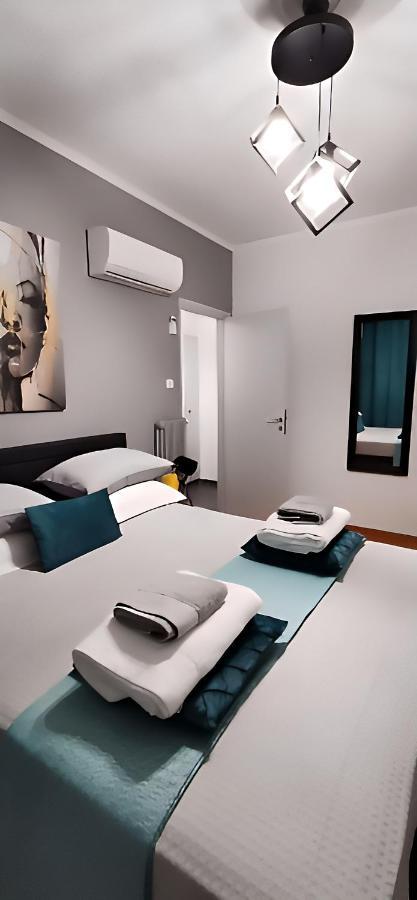 Elegant Seaside 2 Floor Apartment Афины Экстерьер фото